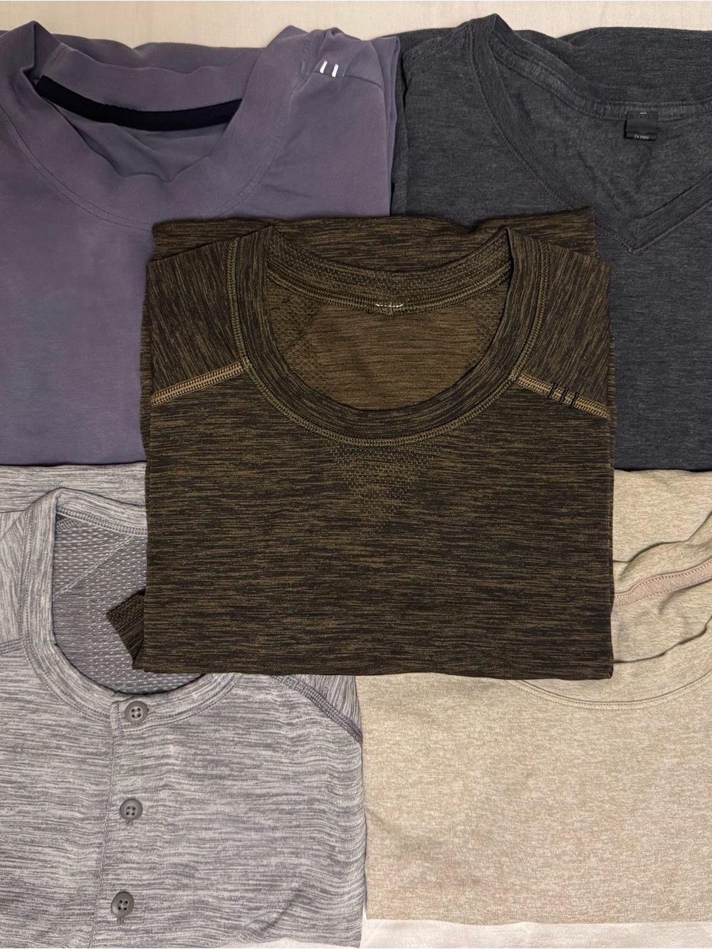 Men's Lululemon 17 Shirt Bundle - Size M - Picture 5 of 5